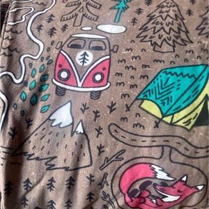 Boutique nwot camping bear trees nature boho hippie leggings super soft one size